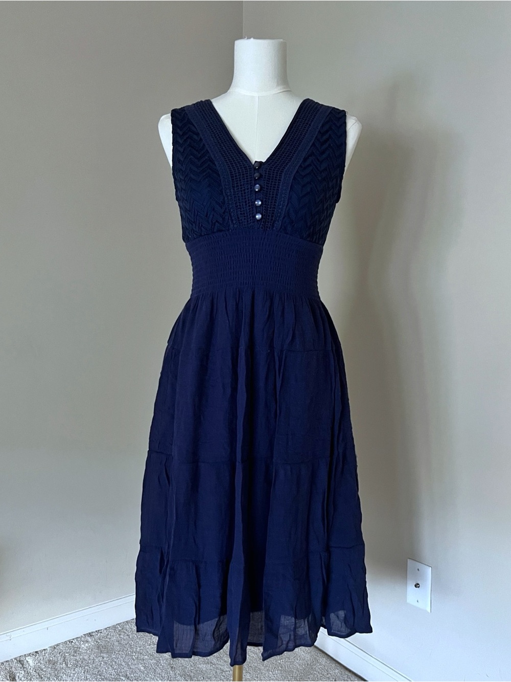 Navy Sleeveless V-Neck Midi Dress